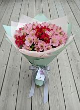 Букет цветов из:  Альстромерии в Кобылках