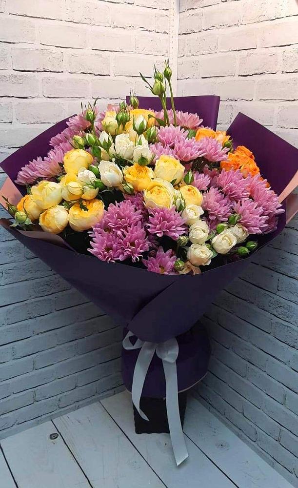 Букет цветов из: Хризантемы и Розы в Кобылках