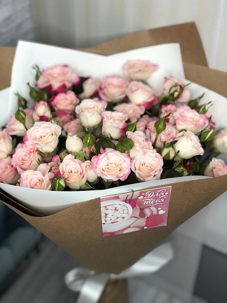 Букет цветов из: Розы в Кобылках