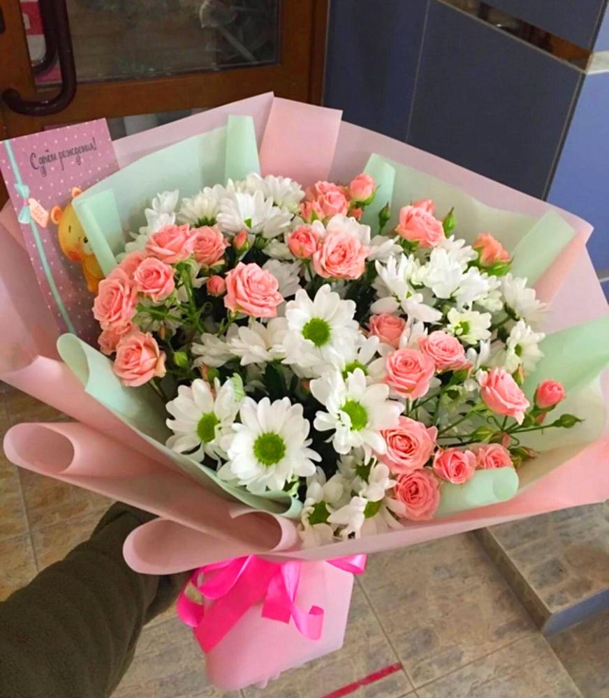 Букет цветов из: Розы и Хризантемы в Кобылках