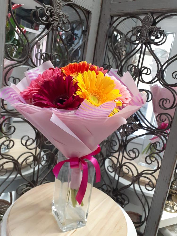 Букет цветов из: Герберы в Кобылках