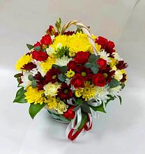 Цветочная композиция из Хризантемы и Розы в корзине в Кобылках