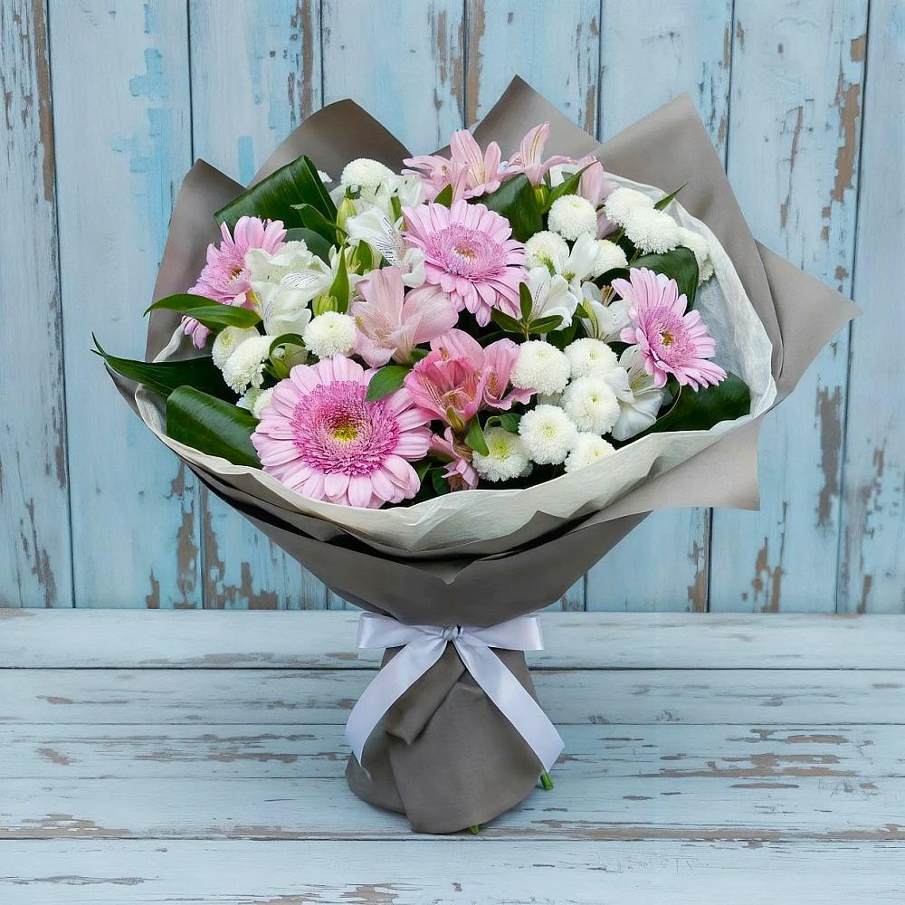 Букет цветов из: Герберы, Альстромерии и Хризантемы в Кобылках