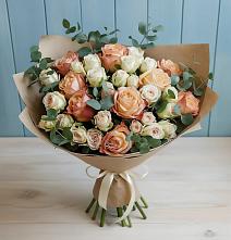 Букет цветов из:  Альстромерии и Розы в Кобылках