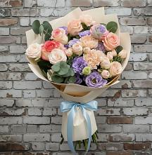 Букет цветов из:  Розы, Лизиантусы и Гвоздики #REPLACE_PRED# Кобылках